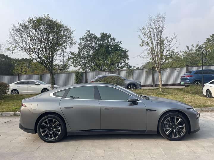 Фото 9 - XPeng P7