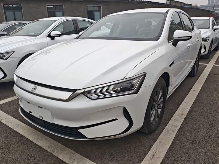 Фото 2 - BYD Qin Plus