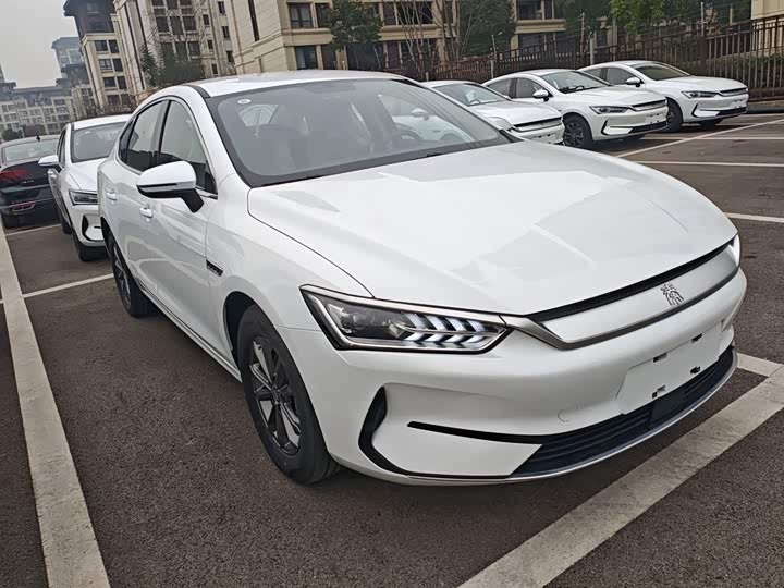 Фото 4 - BYD Qin Plus