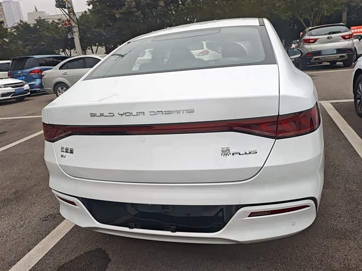 Фото 6 - BYD Qin Plus