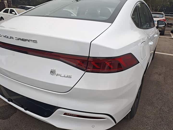 Фото 8 - BYD Qin Plus