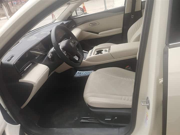 Фото 9 - BYD Qin L