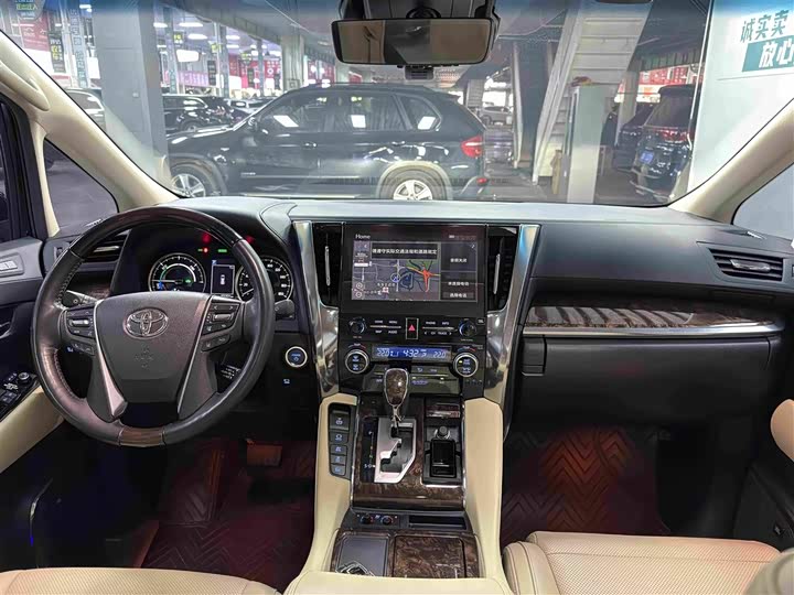 Фото 7 - Toyota Alphard