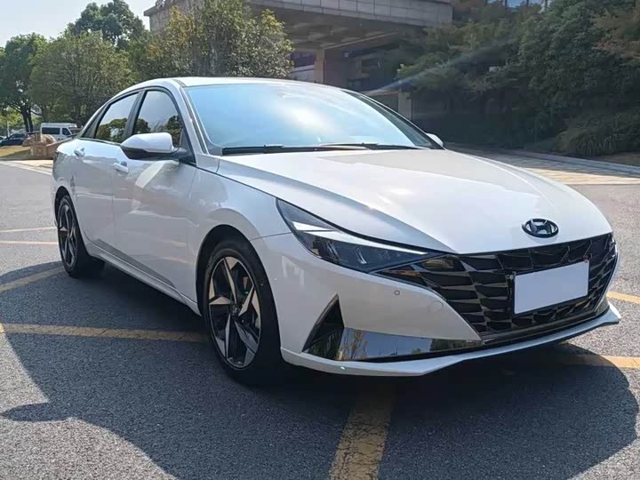 Фото 3 - Hyundai Elantra N line