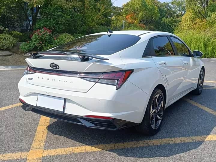 Фото 9 - Hyundai Elantra N line