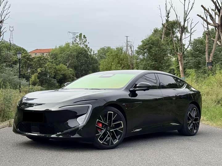 Фото 1 - Avatr 12