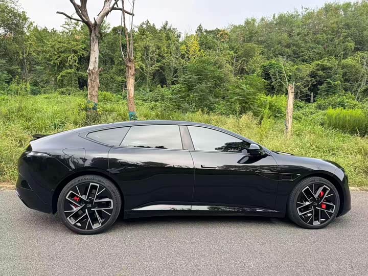 Фото 4 - Avatr 12