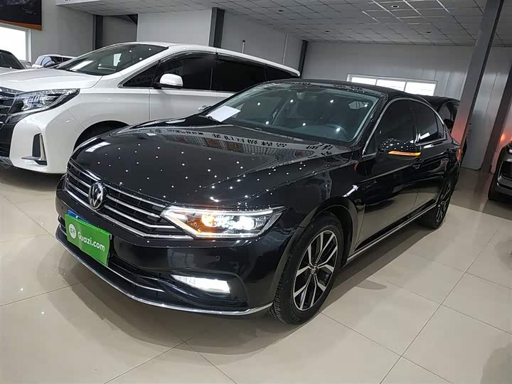 Фото 2 - Volkswagen Magotan