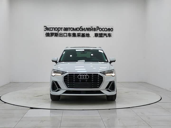 Фото 2 - Audi Q3