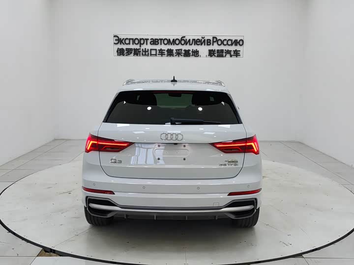 Фото 6 - Audi Q3