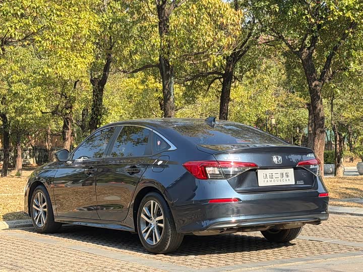 Фото 5 - Honda Civic