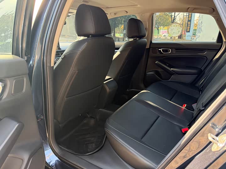 Фото 9 - Honda Civic