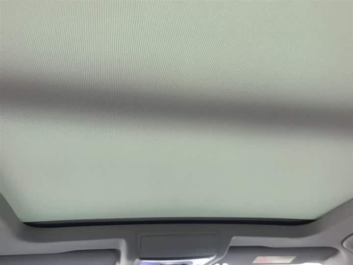 Фото 9 - Volkswagen Passat