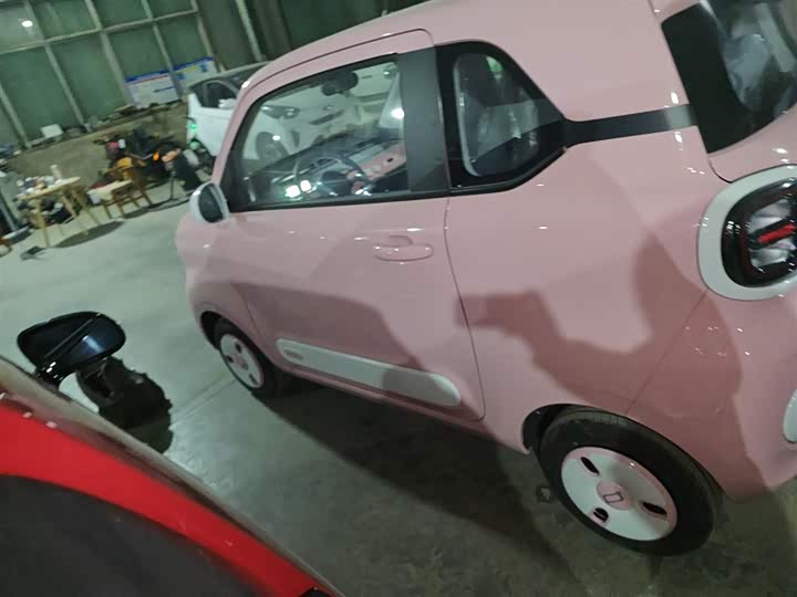 Фото 5 - Bestune Pony