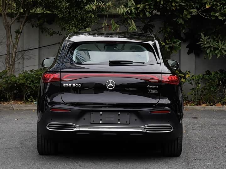 Фото 5 - Mercedes-Benz EQE SUV