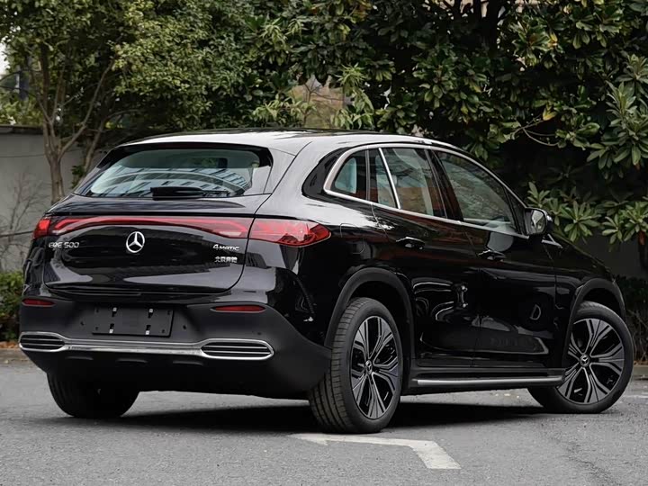 Фото 7 - Mercedes-Benz EQE SUV