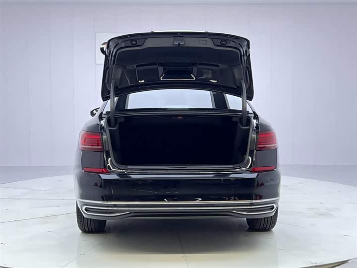 Фото 9 - Volkswagen Passat Hybrid