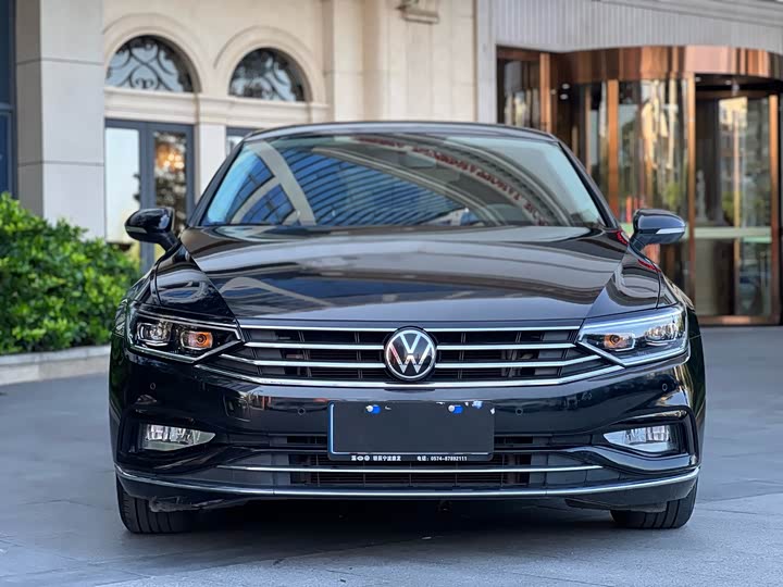 Фото 2 - Volkswagen Magotan