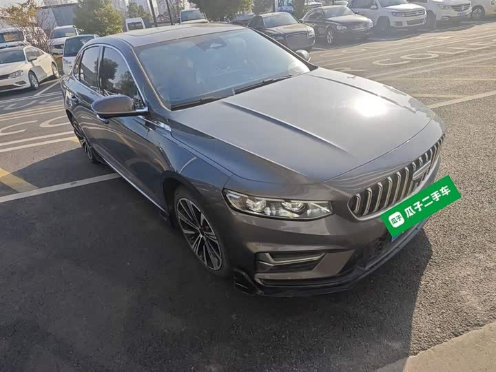 Фото 4 - Geely Preface