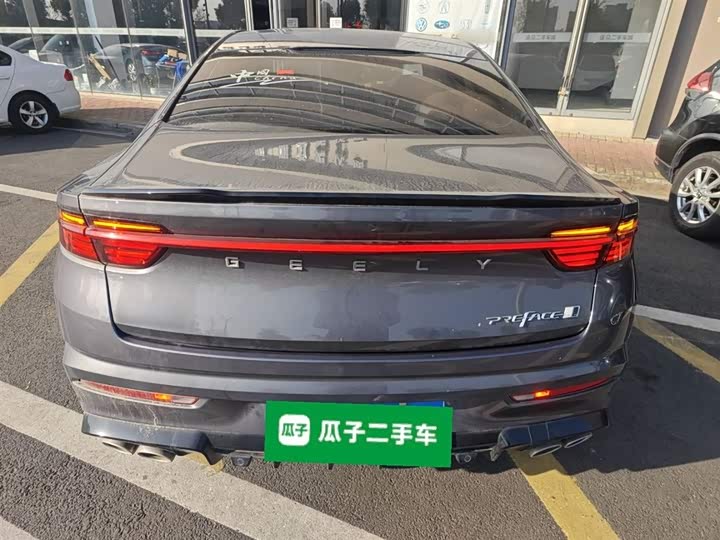 Фото 6 - Geely Preface