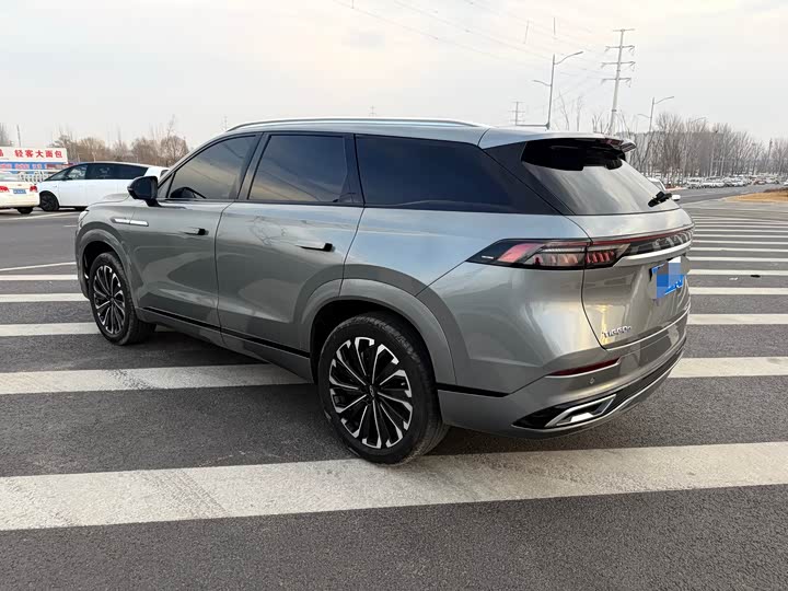 Фото 4 - Chery Tiggo 9