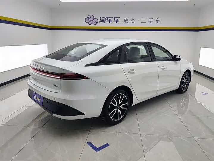 Фото 3 - Roewe D6