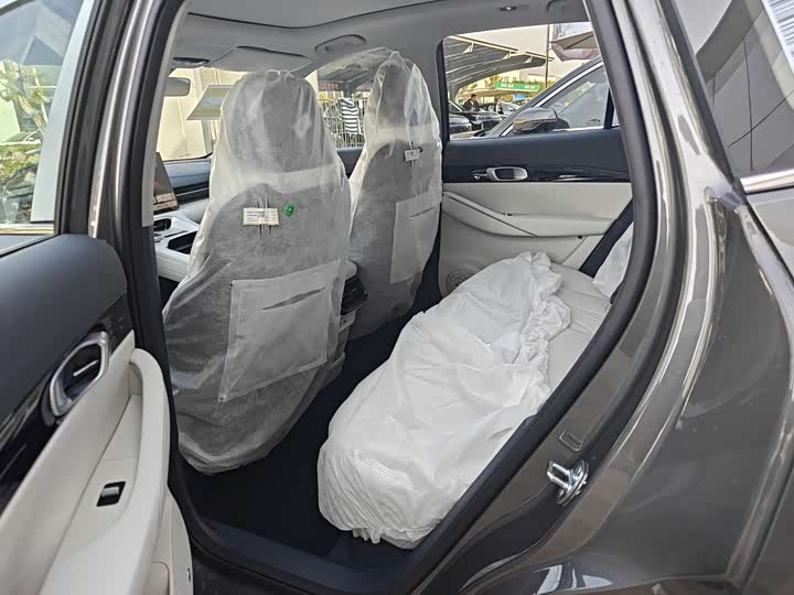 Фото 5 - Geely Galaxy E5