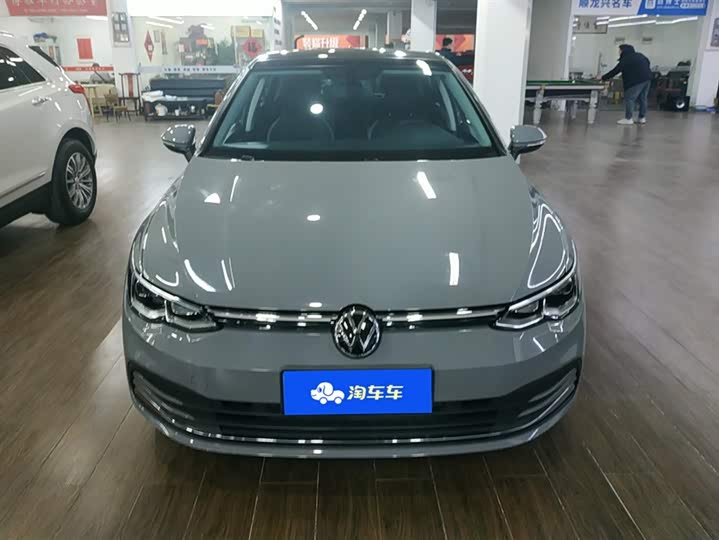 Фото 2 - Volkswagen Golf