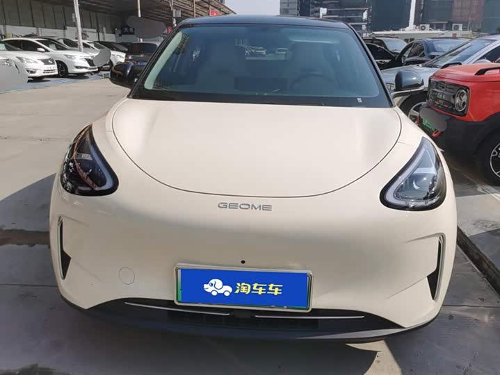 Фото 2 - Geely Galaxy Geome