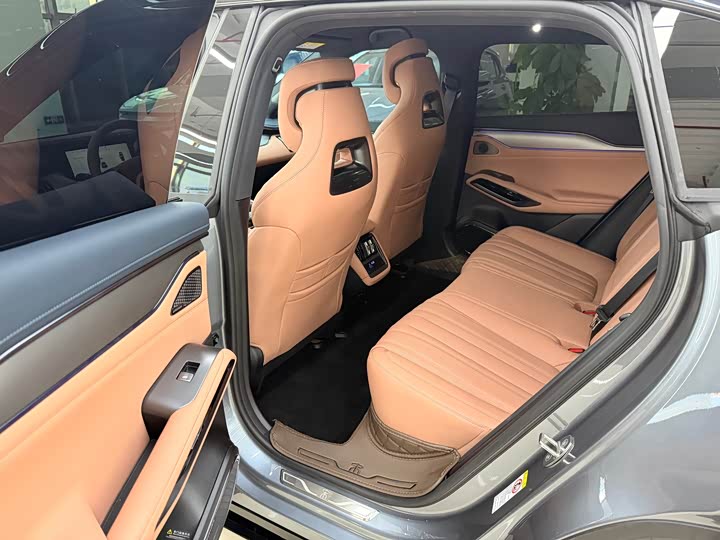 Фото 9 - BYD Song L