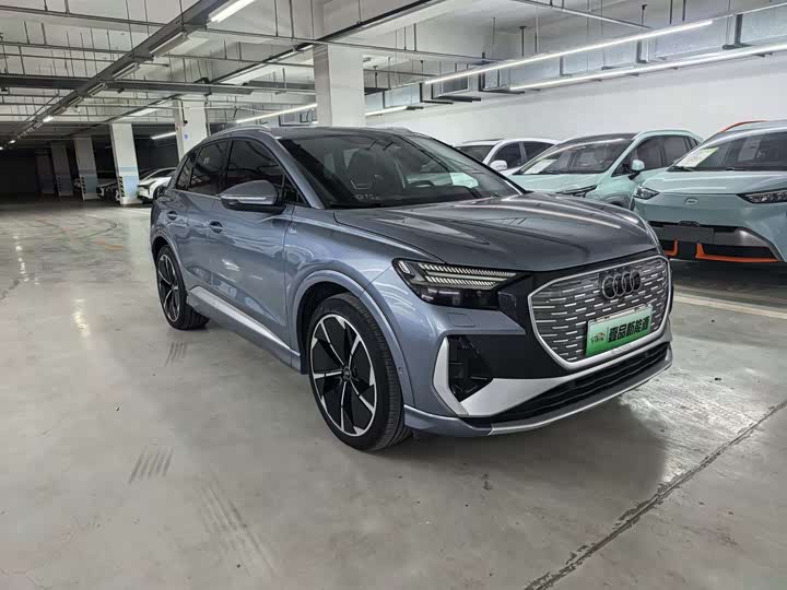 Фото 3 - Audi Q4 e-tron