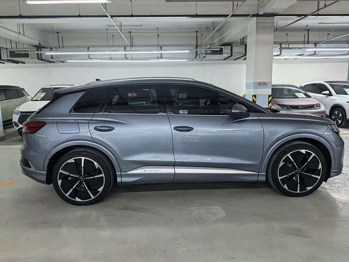 Фото 6 - Audi Q4 e-tron