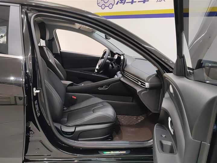 Фото 8 - Hyundai Elantra N line