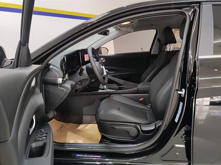 Фото 9 - Hyundai Elantra N line