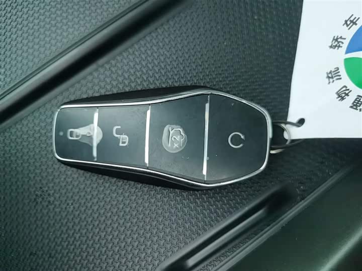 Фото 9 - BYD Qin Plus