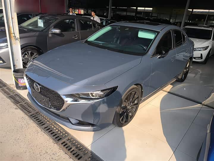 Фото 2 - Mazda 3 (Axela)