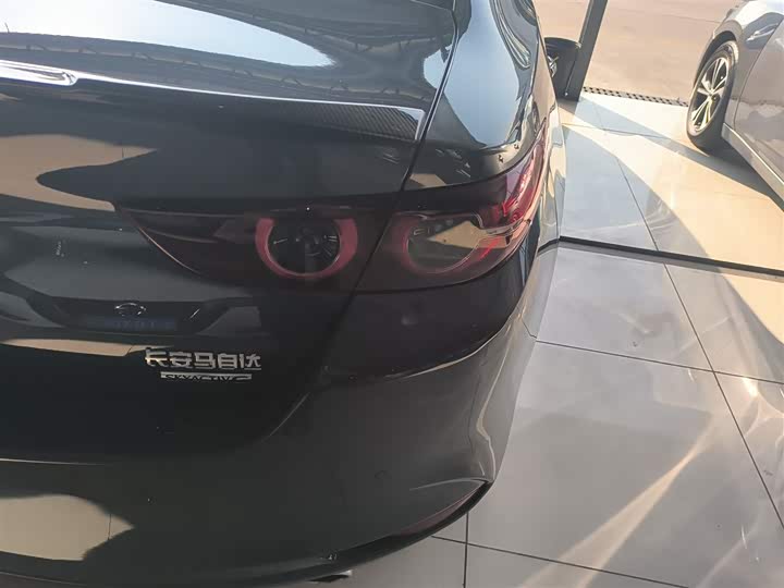 Фото 8 - Mazda 3 (Axela)