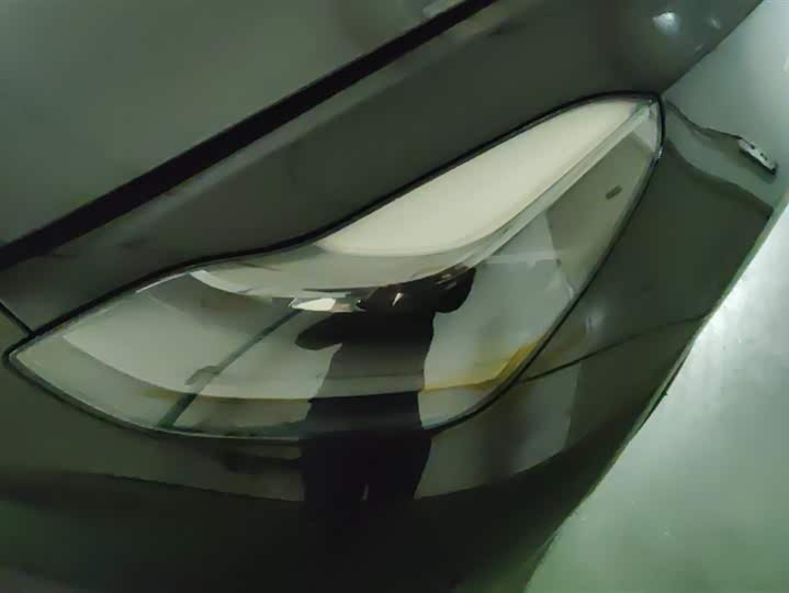 Фото 5 - Tesla Model 3