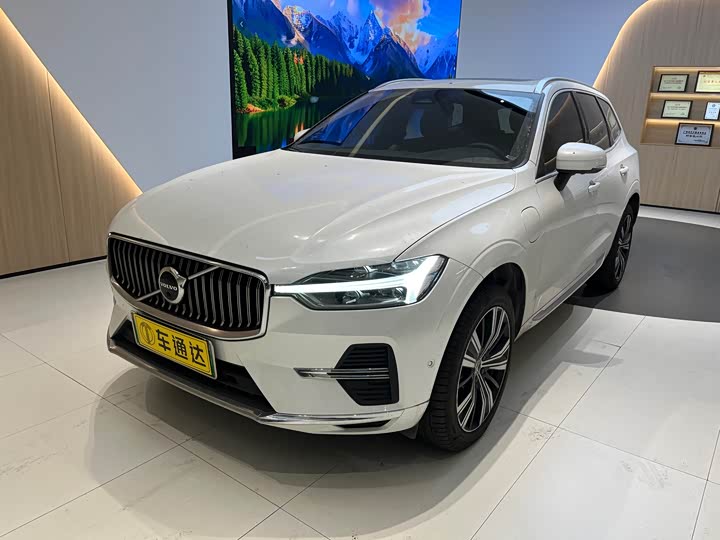 Фото 2 - Volvo XC60 Hybrid