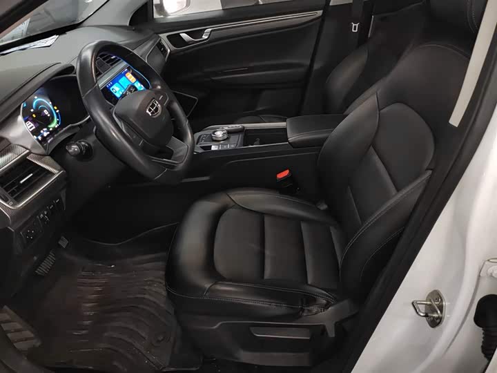 Фото 7 - Geely Emgrand EV/Hybrid