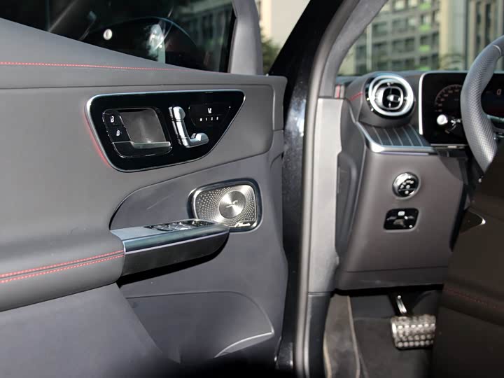 Фото 6 - Mercedes-Benz GLC-Class AMG