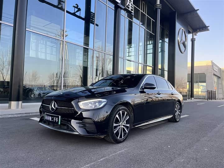 Фото 1 - Mercedes-Benz E-Class Hybrid