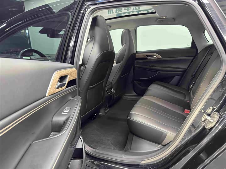 Фото 9 - XPeng P5