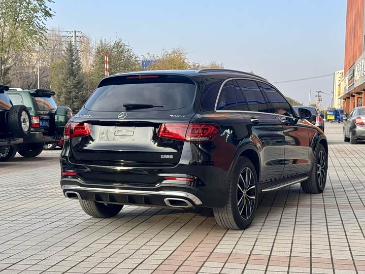 Фото 4 - Mercedes-Benz GLC-Class