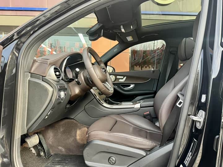 Фото 9 - Mercedes-Benz GLC-Class