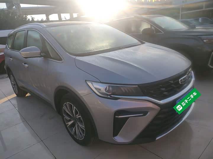 Фото 4 - Geely Jiaji