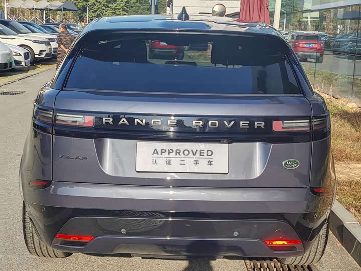 Фото 8 - Land Rover Range Rover Velar
