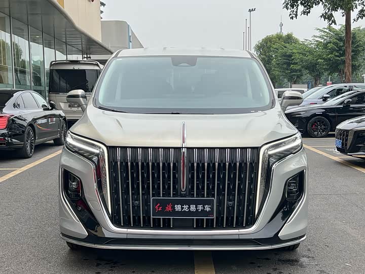 Фото 2 - Hongqi HQ9