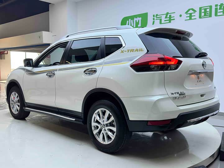 Фото 4 - Nissan X-Trail