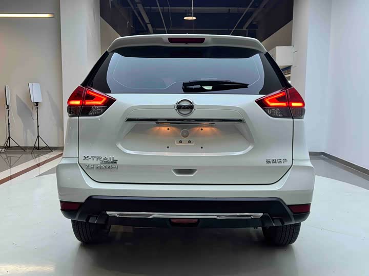 Фото 5 - Nissan X-Trail